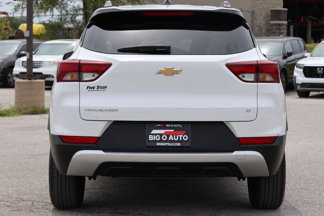 Used 2023 Chevrolet TrailBlazer LT FWD image 10