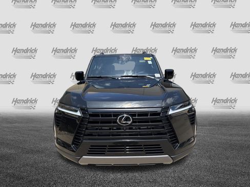 Used 2024 Lexus GX 550 AWD/4WD image 3