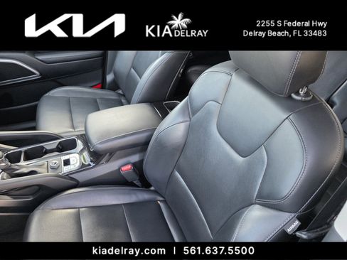 Certified 2020 Kia Telluride S w/ S 8 Passenger Seating Package image 11
