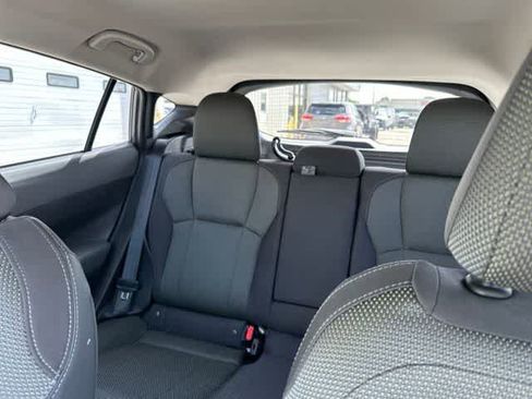 Used 2024 Subaru Crosstrek 2.0i Premium AWD/4WD image 5