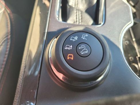 Used 2018 Ford Explorer Sport w/ Equipment Group 401A image 25