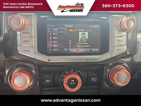 Used 2018 Toyota 4Runner SR5 AWD/4WD image 15
