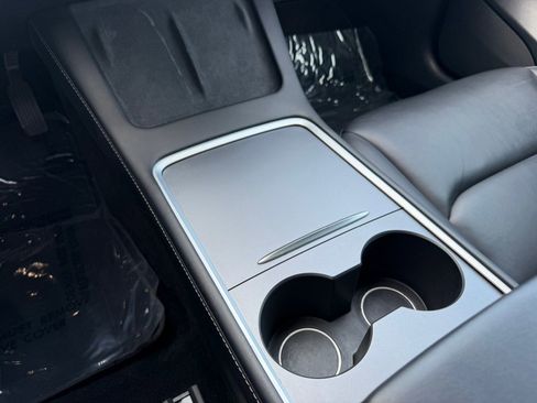 Used 2022 Tesla Model 3 Long Range image 25