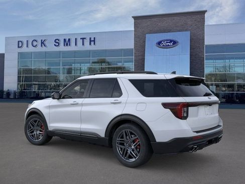 New 2026 Ford Explorer ST image 4
