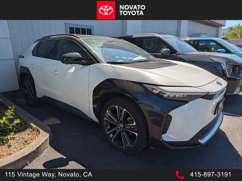Used 2023 Toyota bZ4X AWD image 1