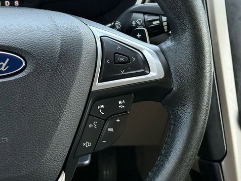 Used 2017 Ford Fusion SE w/ Fusion SE Technology Package image 22