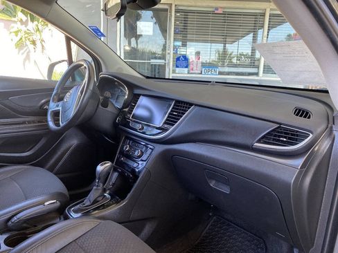 Used 2017 Buick Encore Preferred FWD image 17