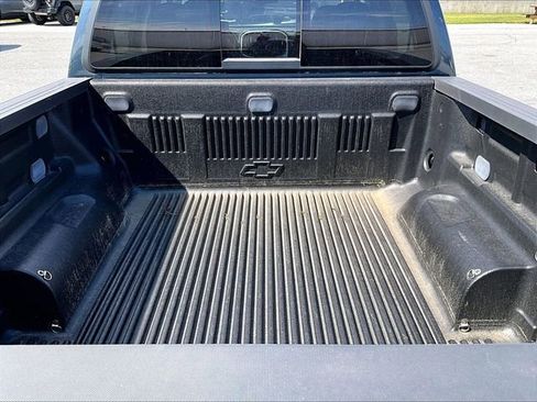 Used 2019 Chevrolet Colorado LT w/ LT Convenience Package AWD/4WD image 8