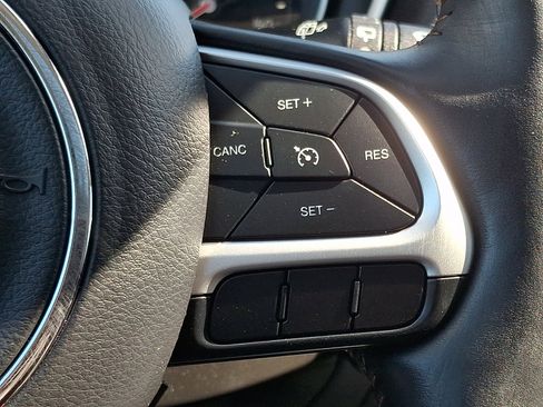 Used 2018 Jeep Compass Latitude w/ Popular Equipment Group image 22