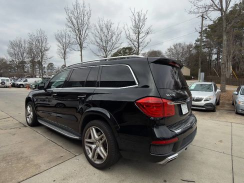 Used 2014 Mercedes-Benz GL 550 4MATIC image 19