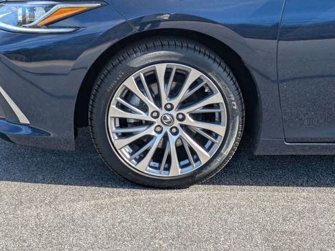 Used 2020 Lexus ES 350 w/ Premium Package image 32