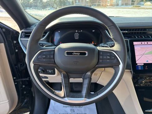 Used 2025 Jeep Grand Cherokee L Limited w/ Trailer Tow Package image 25