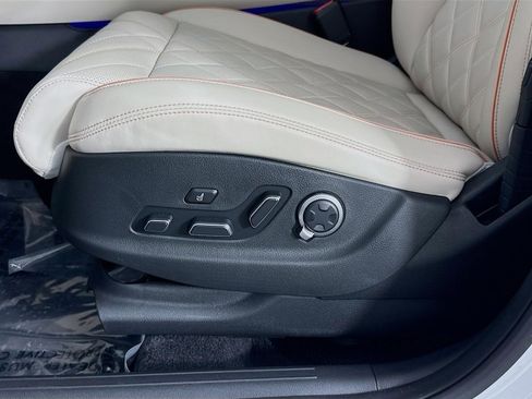 New 2026 Genesis GV70 3.5T Sport Prestige AWD/4WD image 22