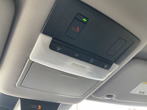 Used 2023 Nissan Rogue SV image 23