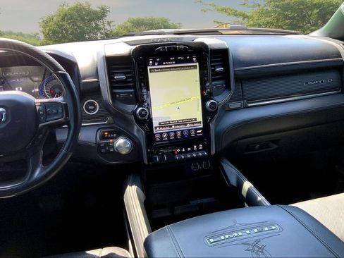 Used 2020 RAM 1500 Limited AWD/4WD image 10