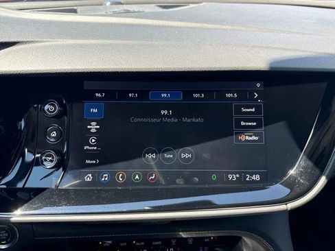 Used 2021 Buick Envision Avenir AWD/4WD image 32