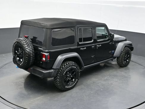 Used 2023 Jeep Wrangler Unlimited AWD/4WD image 39