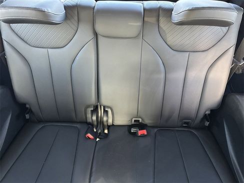 Used 2024 Hyundai Palisade SEL image 22