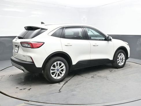 Used 2021 Ford Escape SE w/ Cold Weather Package AWD/4WD image 7