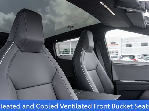 Used 2025 Tesla Cybertruck AWD Crew Cab image 14