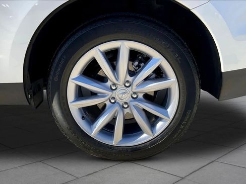 Used 2024 Acura RDX SH-AWD image 16
