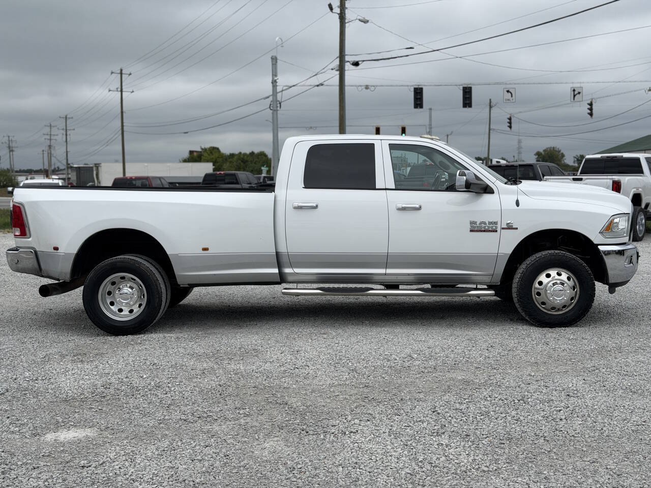 Used 2014 RAM 3500 Laramie AWD/4WD image 6