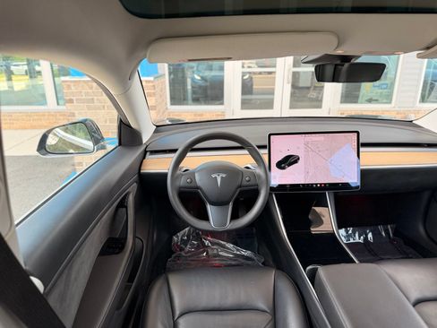 Used 2020 Tesla Model 3 Long Range AWD/4WD image 28
