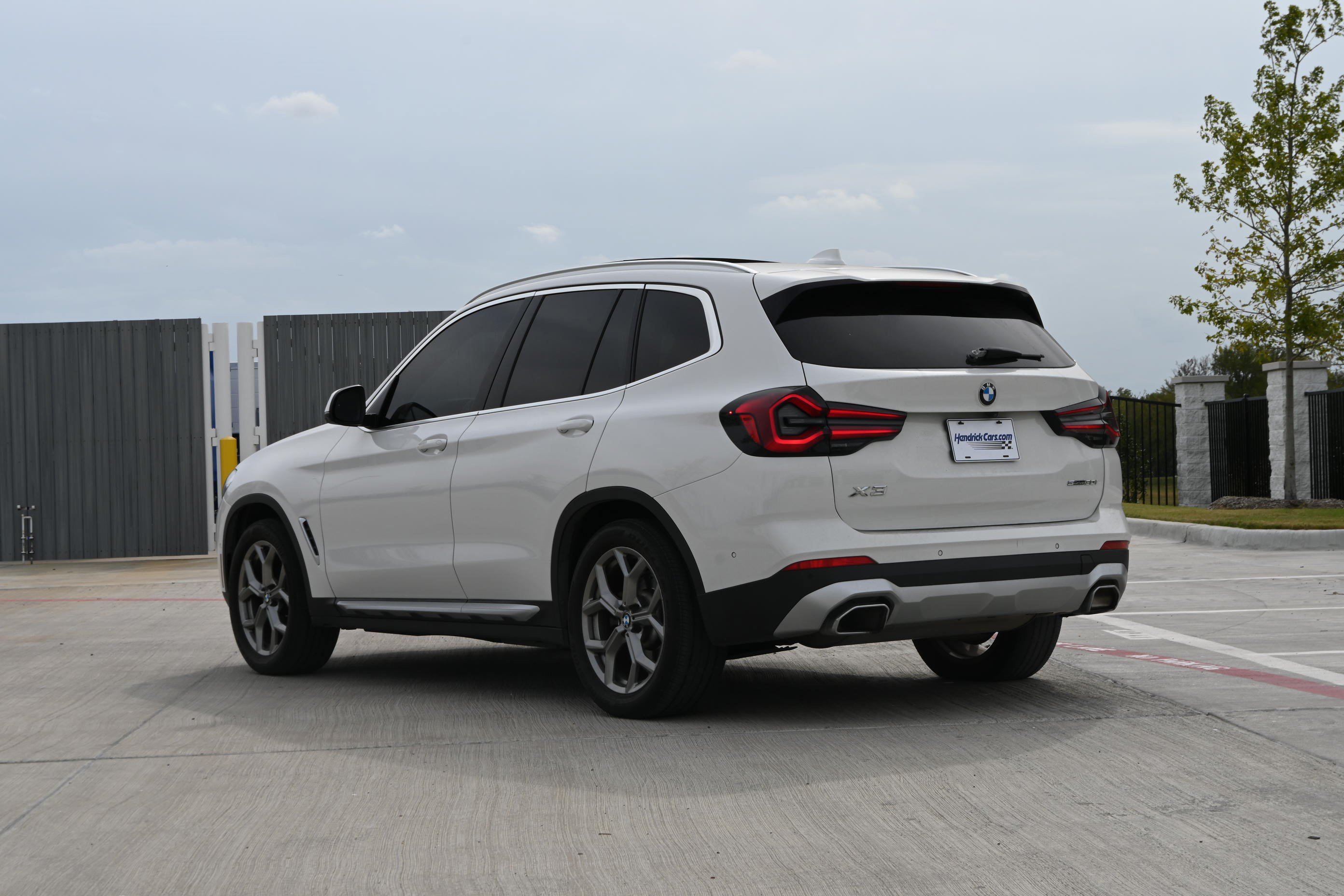 Used 2023 BMW X3 sDrive30i w/ Premium Package RWD image 7