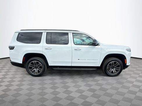 New 2026 Jeep Grand Wagoneer 2WD image 4