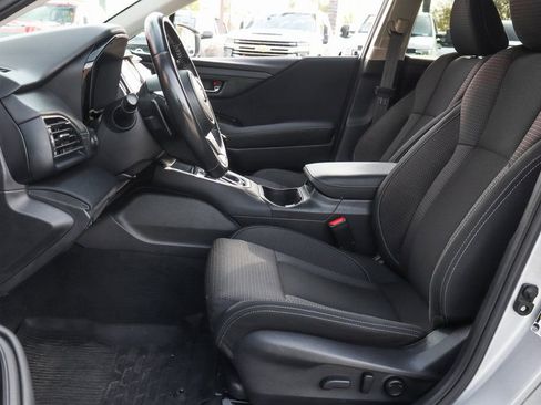 Used 2023 Subaru Outback Premium image 18