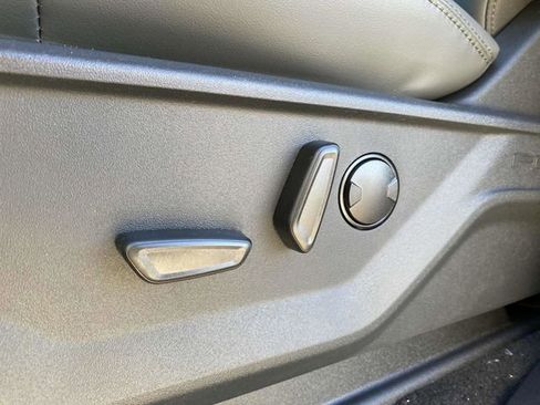 New 2026 Ford Expedition Max Active image 9