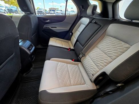 Used 2018 Chevrolet Equinox LT AWD/4WD image 44