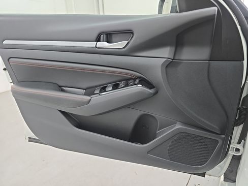 Certified 2023 Nissan Altima 2.5 SR image 25