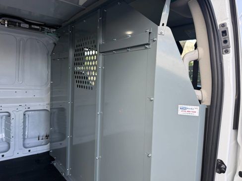 Used 2023 Ford Transit 250 Low Roof AWD image 27