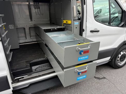 Used 2018 Ford Transit 250 148 Low Roof image 31