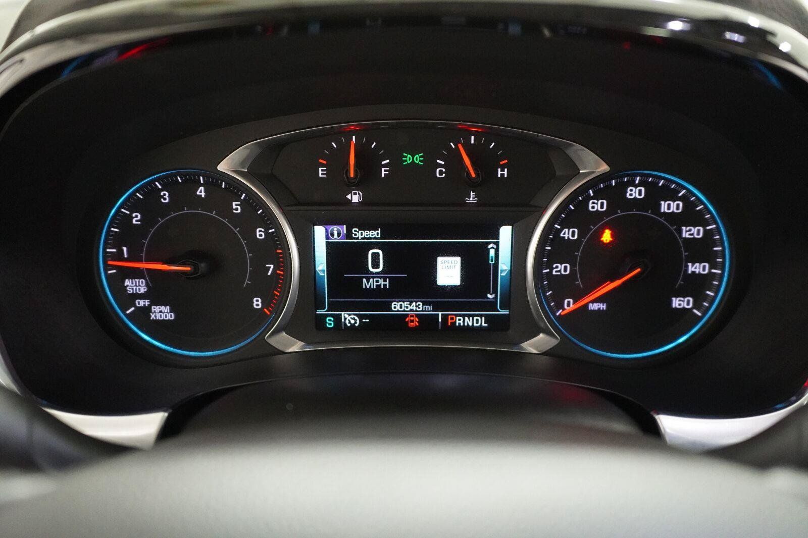 Used 2018 Chevrolet Traverse Premier w/ Driver Confidence II Package FWD image 13