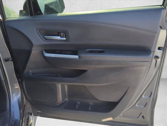 Certified 2025 Toyota Sienna Platinum FWD image 23