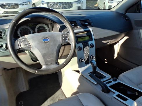 Used 2013 Volvo C70 T5 w/ Climate Pkg image 13