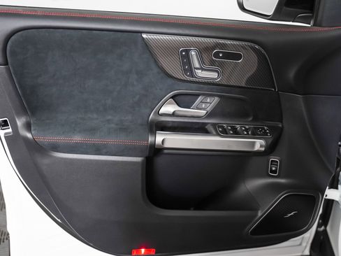 New 2026 Mercedes-Benz GLB 35 AMG AMG 35 4MATIC image 23