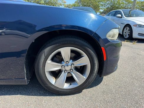 Used 2015 Dodge Charger SE w/ Sport Appearance Group RWD image 21