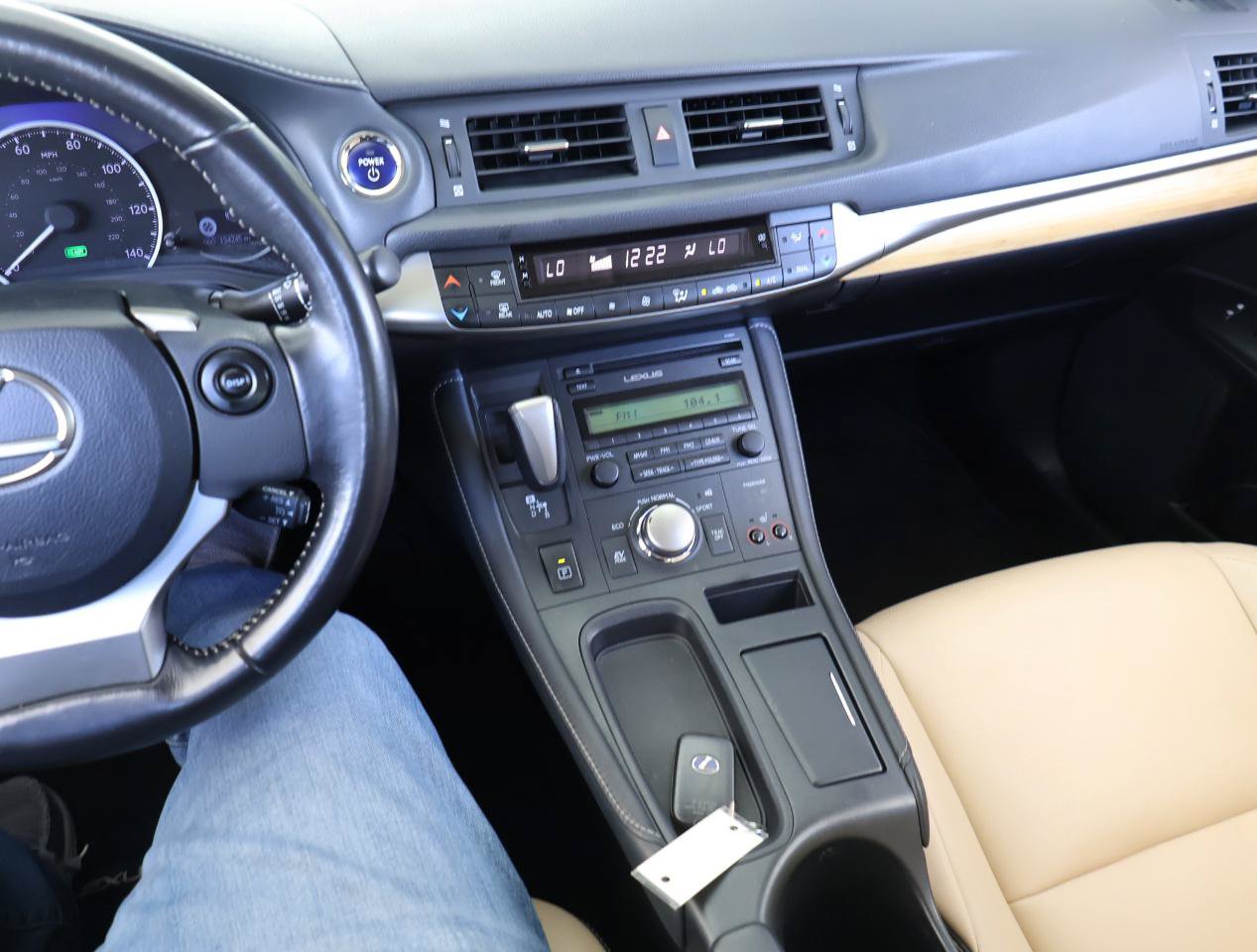 Used 2016 Lexus CT 200h w/ Seat Comfort Package FWD image 42
