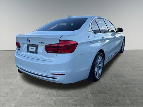 Used 2018 BMW 330e 330e iPerformance image 6