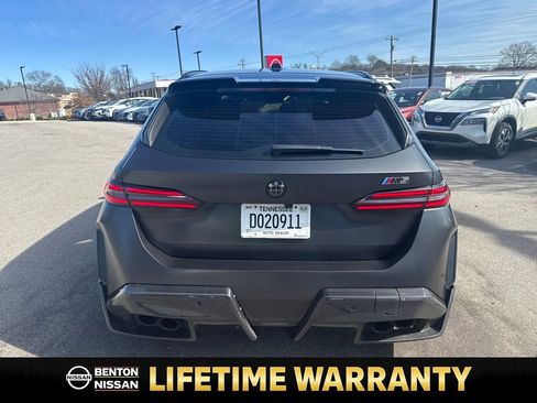 Used 2025 BMW M5 Touring image 7