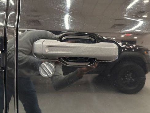 Used 2018 Jeep Wrangler Unlimited Rubicon image 21