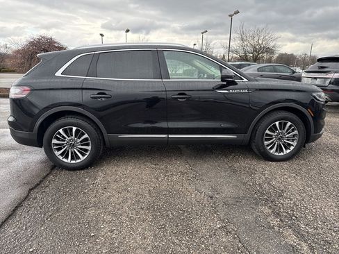 Certified 2023 Lincoln Nautilus FWD image 9