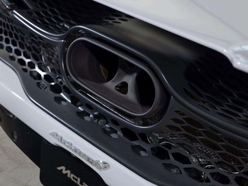 New 2026 McLaren 750S image 19