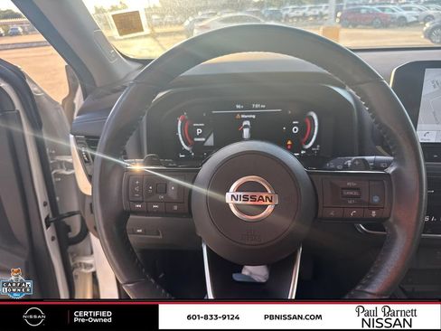 Certified 2021 Nissan Rogue Platinum FWD image 22