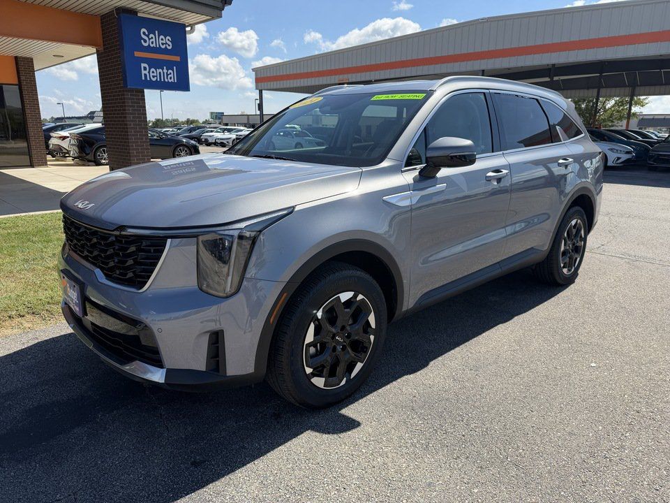 Used 2024 Kia Sorento S AWD/4WD image 1