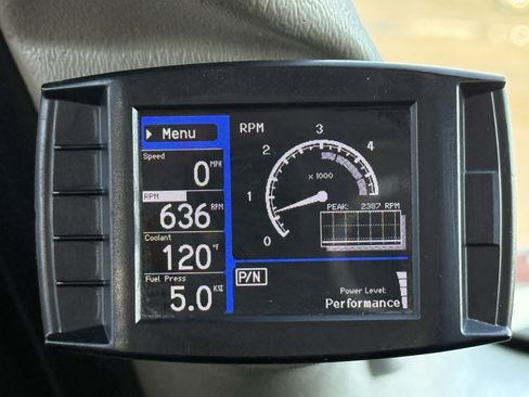 Used 2011 GMC Sierra 2500 SLT w/ SLT Convenience Package image 27