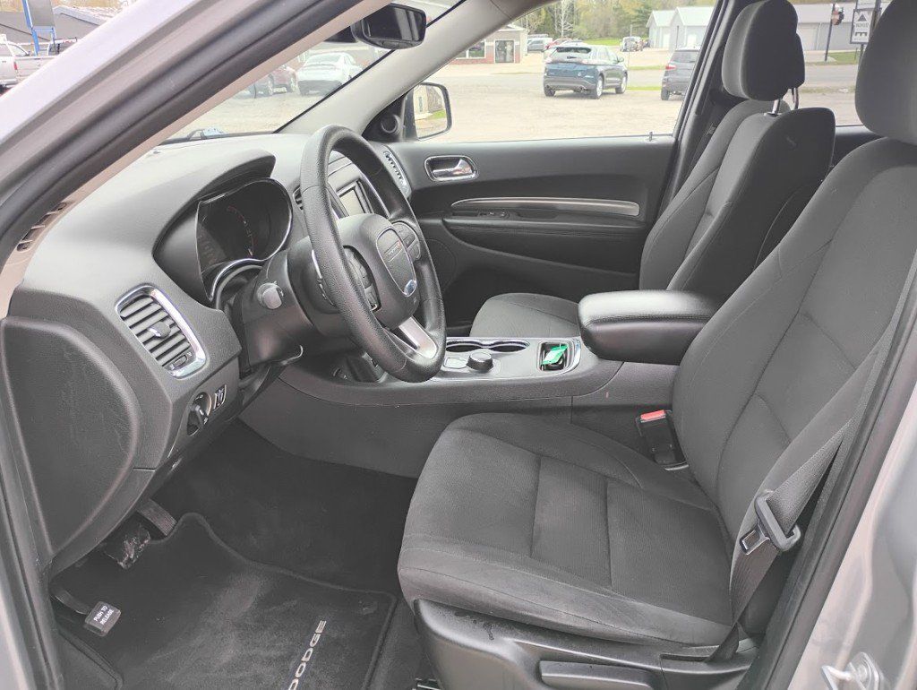 Used 2017 Dodge Durango SXT w/ 3rd Row Seating Group AWD/4WD image 5